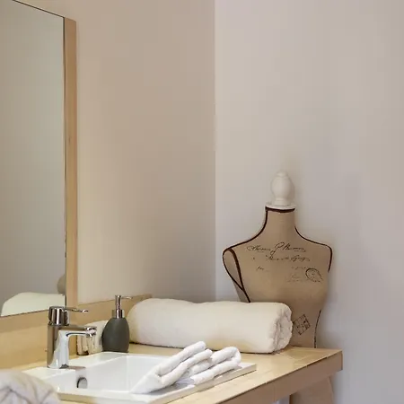 Nocleg ze śniadaniem L'ilot Vignes 4*