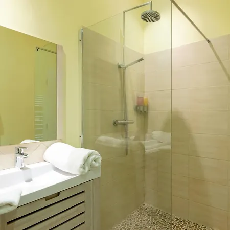 Alojamento de Acomodação e Pequeno-almoço L'ilot Vignes