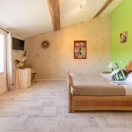 L'ilot Vignes Bed & Breakfast 4*