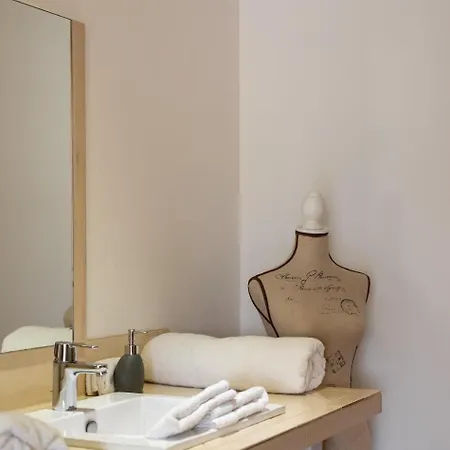 Bed & Breakfast L'ilot Vignes 4*