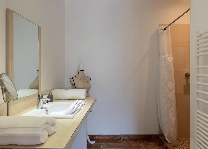 L'ilot Vignes Bed & Breakfast 4*