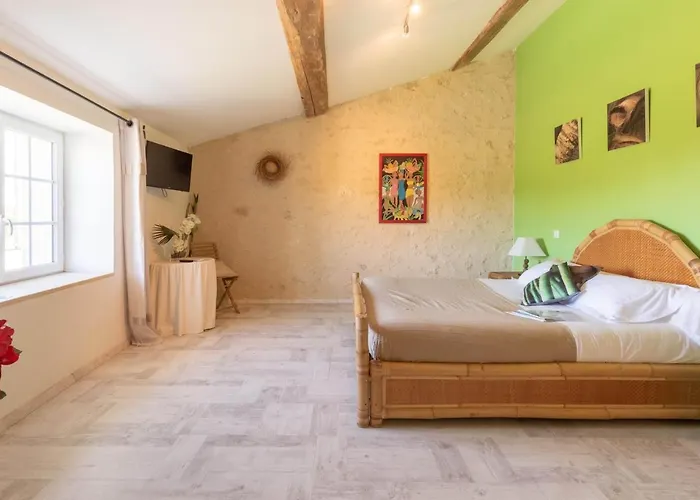 L'ilot Vignes Bed & Breakfast 4*