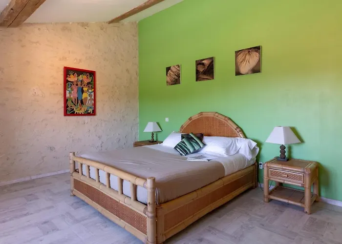 Bed & Breakfast L'ilot Vignes 4*